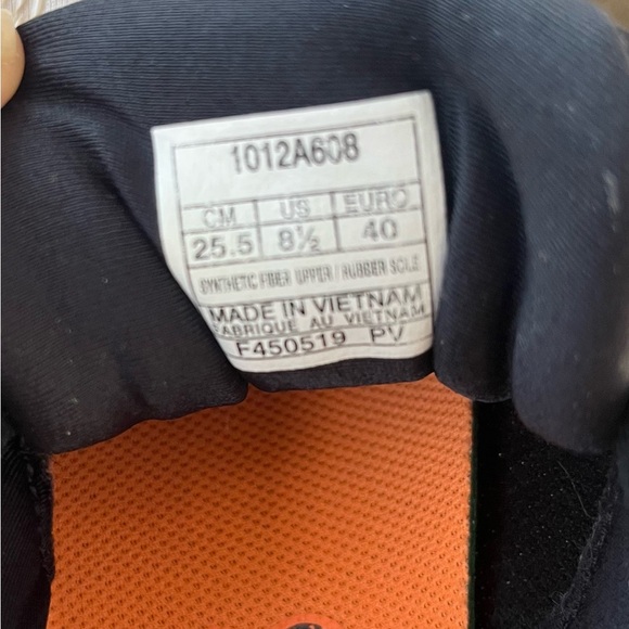 ASICS Gel Nimbus Sneakers - Cream and Gold size 8.5 - Picture 4 of 5